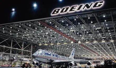 Tionscadal Monarcha Ionad Seachadta Boeing 737